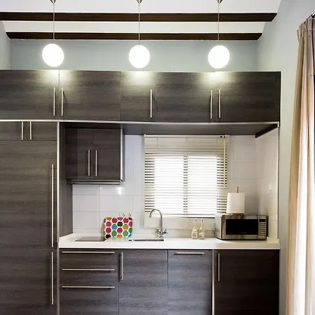 Mint Urban Suites Cosmopolitan